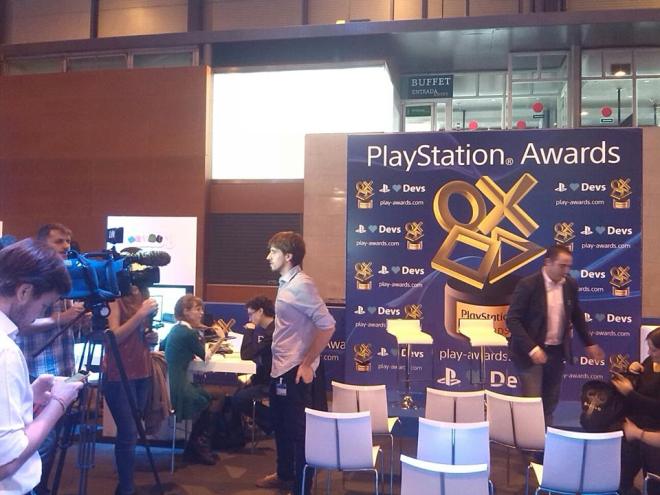 10301448_841632499221501_1067091122204617691_n